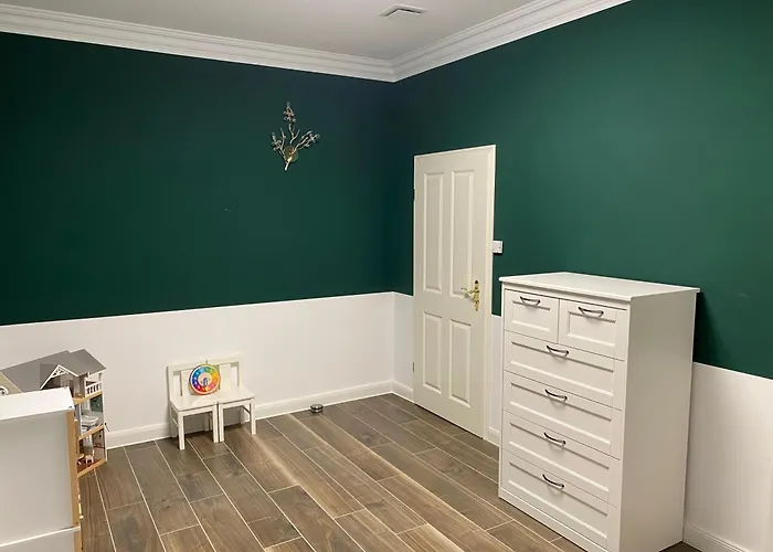 Eifel Hills דירה